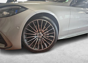 https://vehicle.imgix.net/4328872/38613774-bd19-437f-b740-19027e209673.jpg