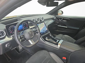 Fahrzeugbild MERCEDES-BENZ C 220 d 4MATIC Swiss Star T-Modell AMG Line