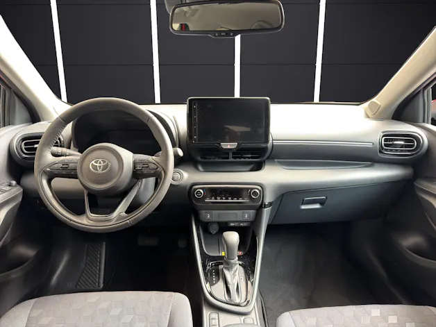 Toyota Yaris 1.5 VVT-i HSD Trend