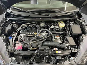 Toyota Yaris 1.5 VVT-i HSD Trend