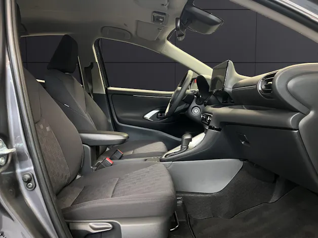 Toyota Yaris 1.5 VVT-i HSD Trend