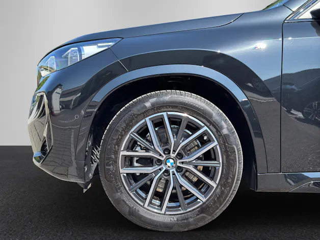 BMW X1 23i xDrive 48V M Sport