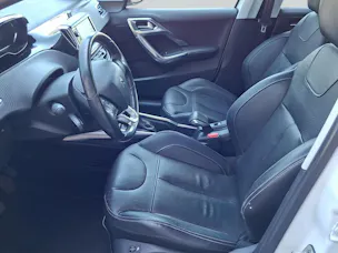 Peugeot 2008 1.6 e-HDi 115 Allure