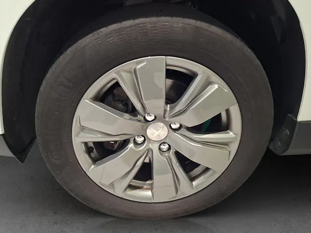Peugeot 2008 1.6 e-HDi 115 Allure