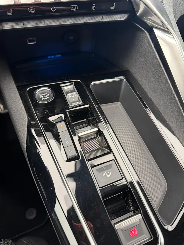 Peugeot 3008 1.6 Plug-in Hybrid4 GT