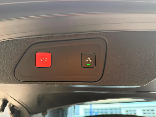 Peugeot 3008 1.6 Plug-in Hybrid4 GT