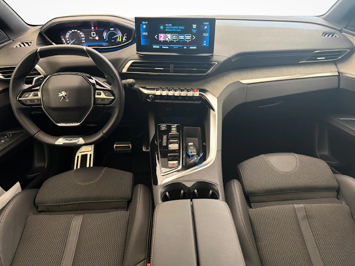 immagine del veicolo PEUGEOT 3008