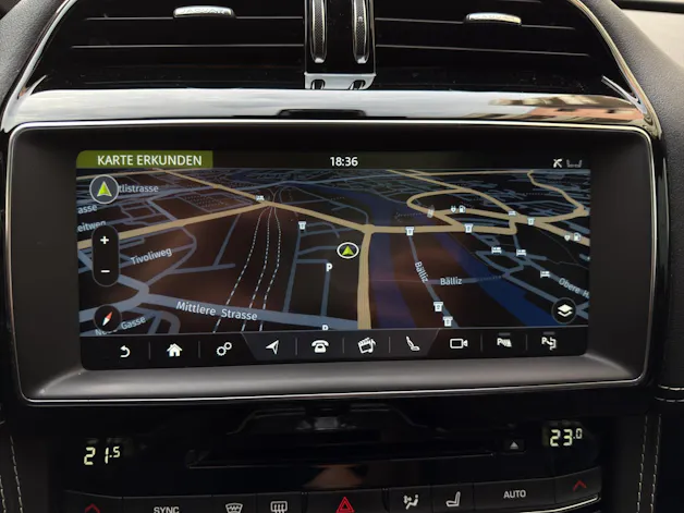 Jaguar F-Pace 5.0 V8 SVR AWD
