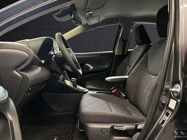 Toyota Yaris 1.5 VVT-i HSD Trend