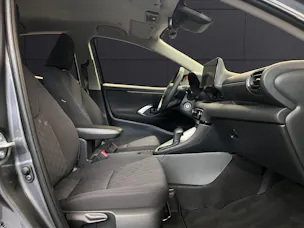Toyota Yaris 1.5 VVT-i HSD Trend