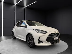 Toyota Yaris 1.5 VVT-i HSD Trend