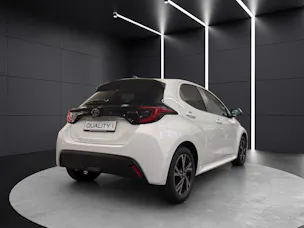 Toyota Yaris 1.5 VVT-i HSD Trend