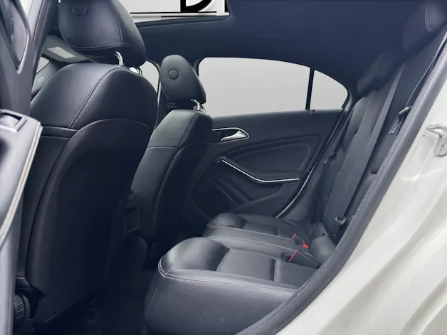 Mercedes-Benz A 220 Urban 4Matic 7G-DCT