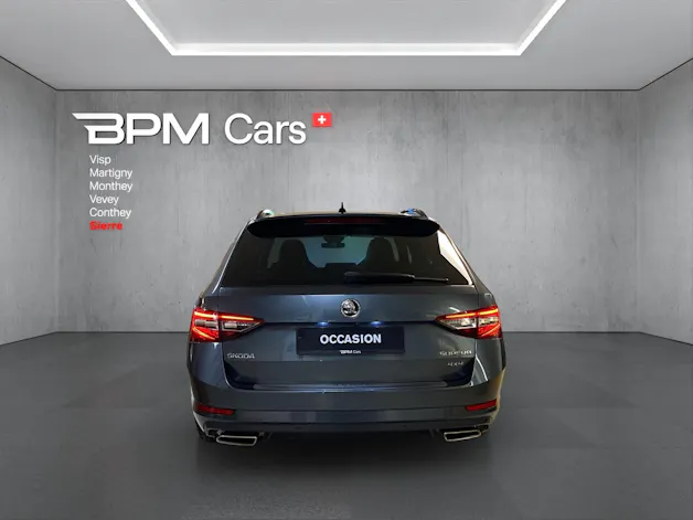 Škoda Superb Combi 2.0 TSI SportLine+ DSG 4x4