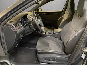 Škoda Superb Combi 2.0 TSI SportLine+ DSG 4x4
