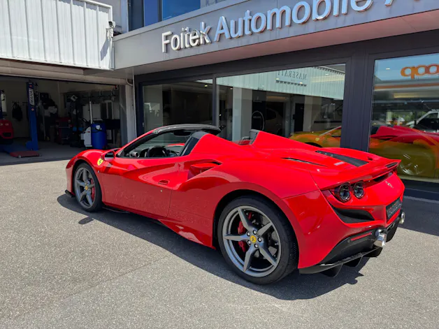 Ferrari F8 Spider