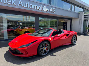 Ferrari F8 Spider