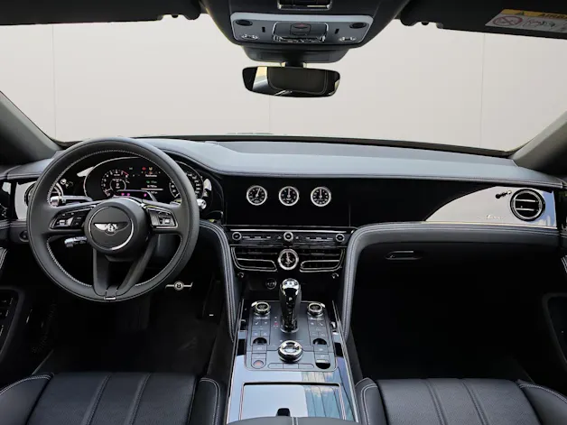 Bentley Flying Spur V8 Speed 782 PS/ 1.9% Leasing möglich