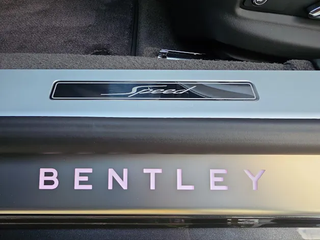 Bentley Flying Spur V8 Speed 782 PS/ 1.9% Leasing möglich