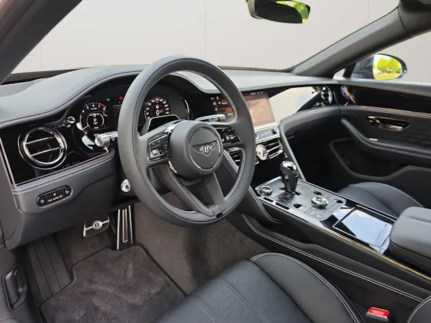 Bentley Flying Spur V8 Speed 782 PS/ 1.9% Leasing möglich