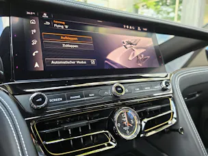 Bentley Flying Spur V8 Speed 782 PS/ 1.9% Leasing möglich