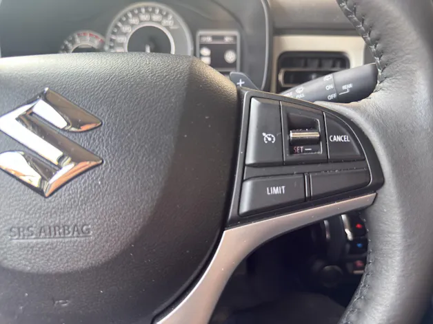 Suzuki Ignis 1.2i Compact Top Hybrid CVT