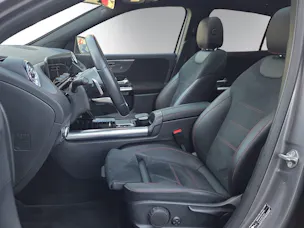 Mercedes-Benz GLA 250 4Matic AMG Line 8G-DCT
