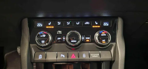 Škoda Karoq 2.0 TDI CR Dynamic 4x4 DSG
