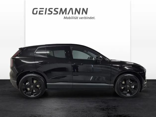 Volvo EX30 E60 Plus Swiss Black Edition
