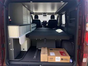 Renault Trafic Blue dCi 170 Spacenomad Iconic EAG