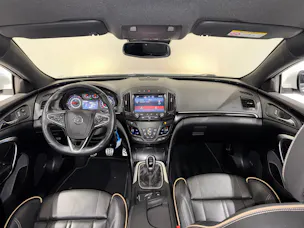 Opel Insignia 2.0 Turbo Sport 4WD | CH |