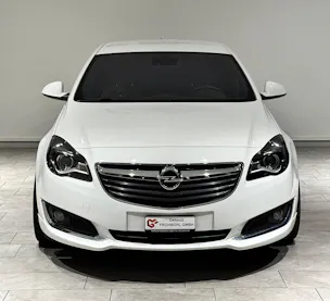 Opel Insignia 2.0 Turbo Sport 4WD | CH |