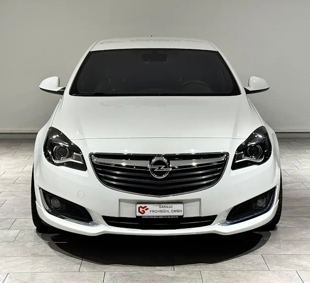 Opel Insignia 2.0 Turbo Sport 4WD | CH |