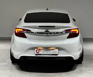 Opel Insignia 2.0 Turbo Sport 4WD | CH |