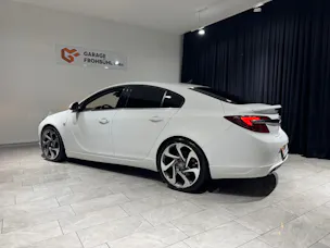 Opel Insignia 2.0 Turbo Sport 4WD | CH |