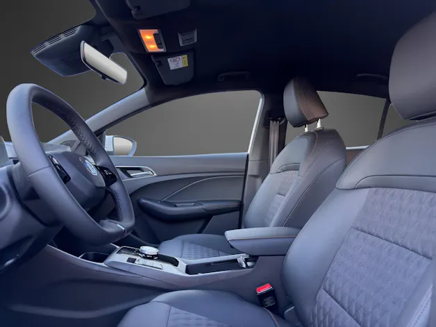 MG 3 1.5 Hybrid Luxury