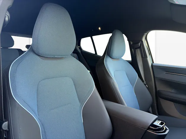 Volvo EX30 E60 Plus Swiss Black Edition