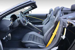 Ferrari Roma 3.9 V8 T