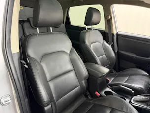 Kia Carens 1.7 CRDi Trend DCT