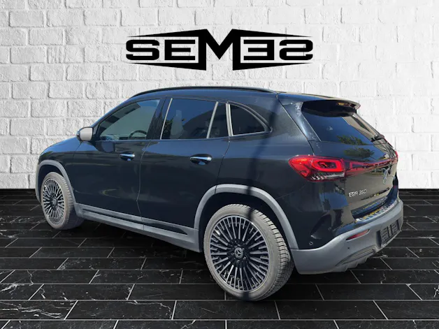 Mercedes-Benz EQA 350 AMG Line 4Matic