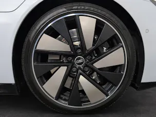 Audi e-tron GT quattro