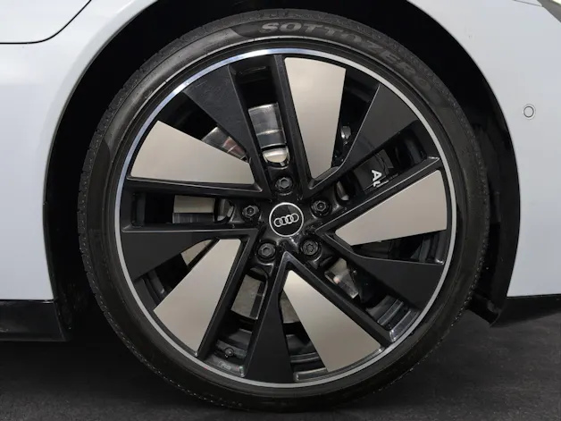 Audi e-tron GT quattro
