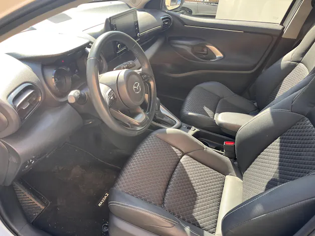 Mazda 2 Hybrid Select
