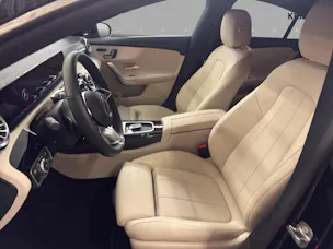 Mercedes-Benz CLA 180 - Progressive / DISTRONIC / 360 Grad Kamera / Sitzmemory