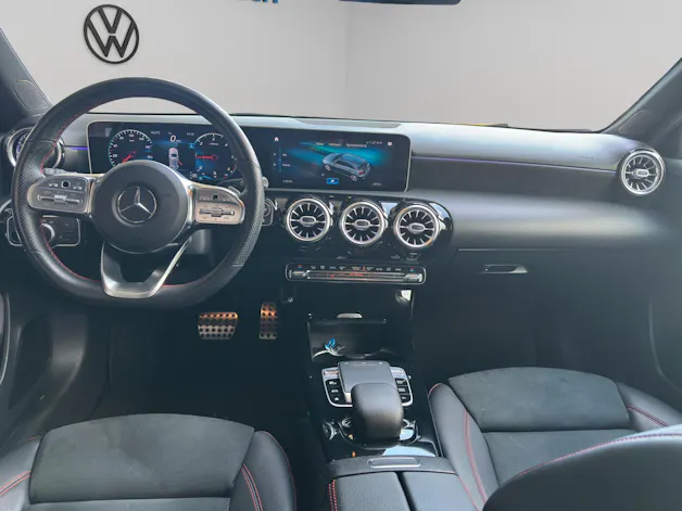 Mercedes-Benz A 180 d AMG Line
