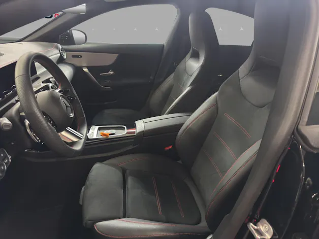 Mercedes-Benz CLA 250 4M - AMG / Rückfahrkamera / Smartphone Integration / Night-Paket