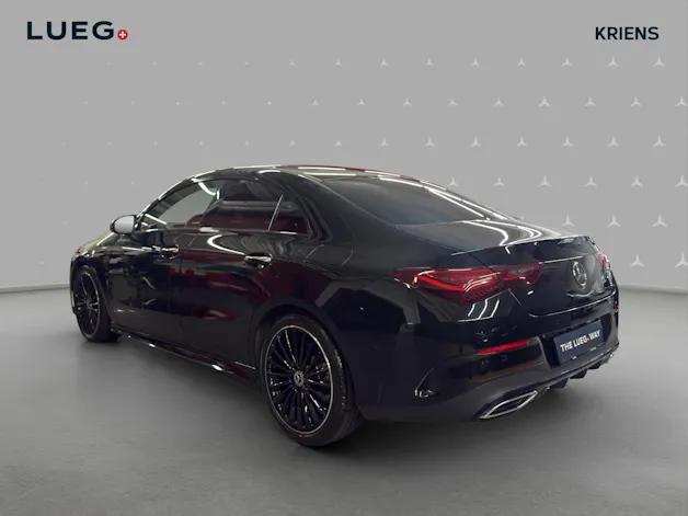 Mercedes-Benz CLA 250 4M - AMG / Rückfahrkamera / Smartphone Integration / Night-Paket