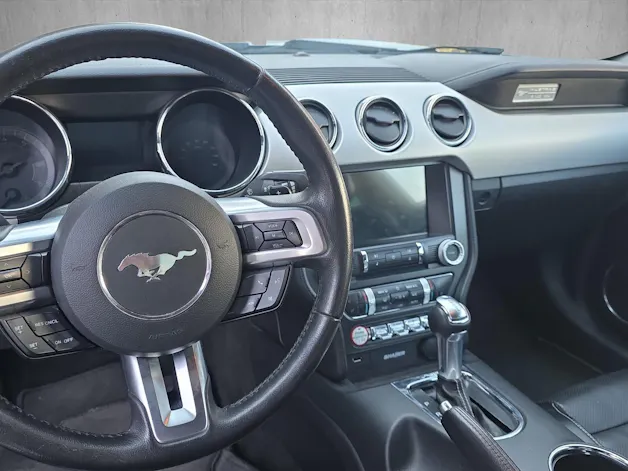 Ford Mustang Fastback 2.3 Automat
