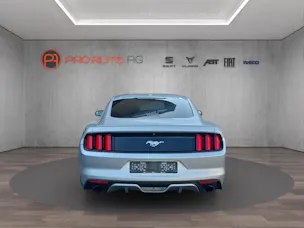 Ford Mustang Fastback 2.3 Automat