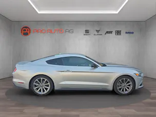 Ford Mustang Fastback 2.3 Automat